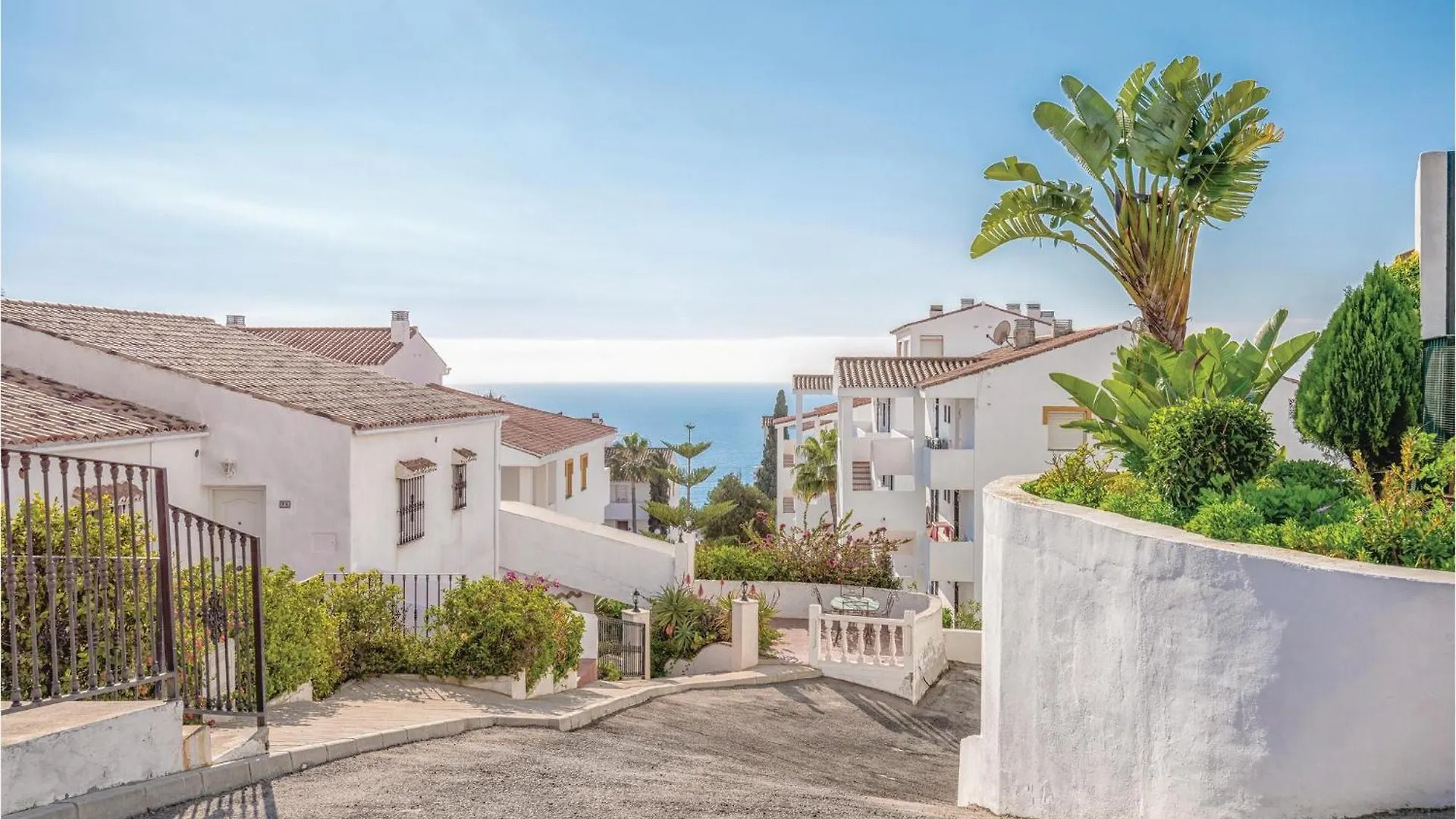 2 Bedroom Lovely Apartment In Mijas Costa Sitio de Calahonda Spain